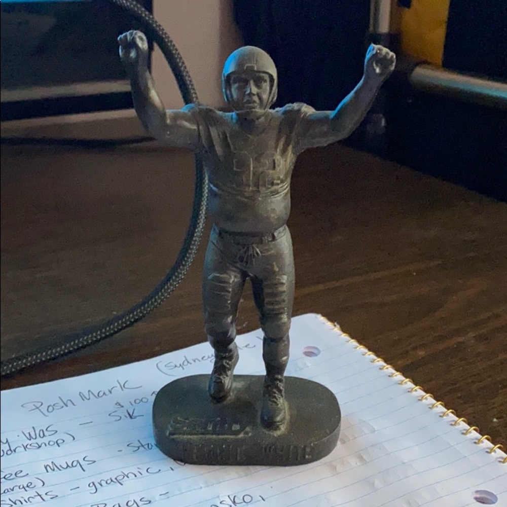 Reggie White figure
